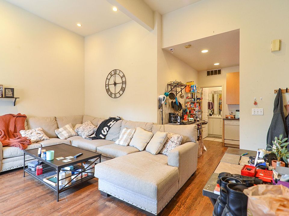 1st image of 3048 N Clybourn Ave APT 2F