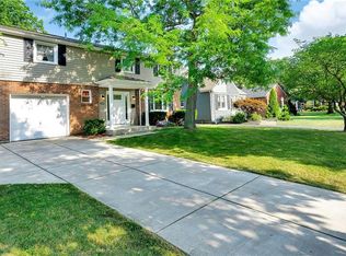 432 Mount Vernon Rd, Amherst, NY 14226