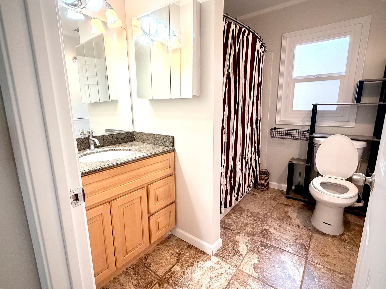 1364 Keoncrest Ave — Photo 4