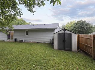 1121 Arndt Ct, Fort Atkinson, WI 53538