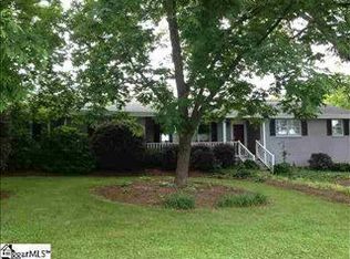 100 Chestnut Ave, Greer, SC 29651