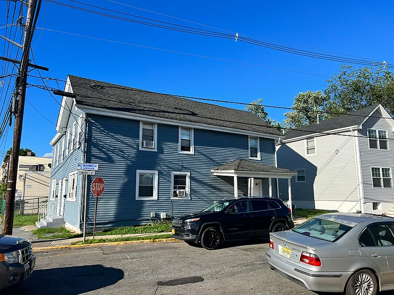 74 Park St — Photo 2