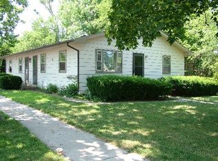 201 Prairie St, Genoa, IL 60135