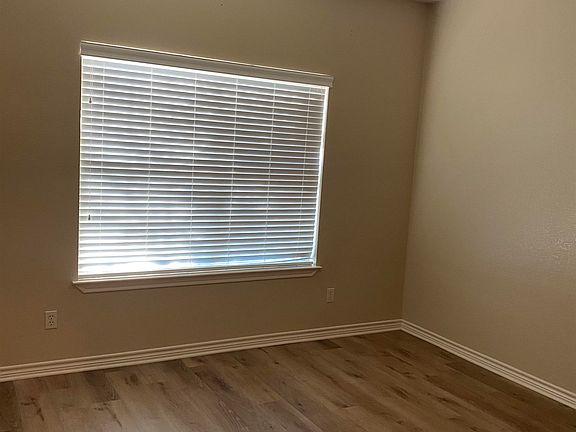 5th image of 1623 Stanley Dr