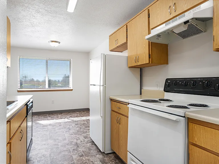 Waverly Square Apartments — Photo 12