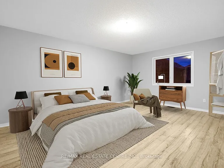 112 Commodore Dr — Photo 6