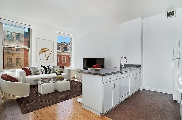 Rented by Living New York | media 9