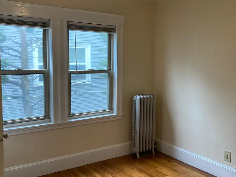 4 Derby St #3 — Photo 5