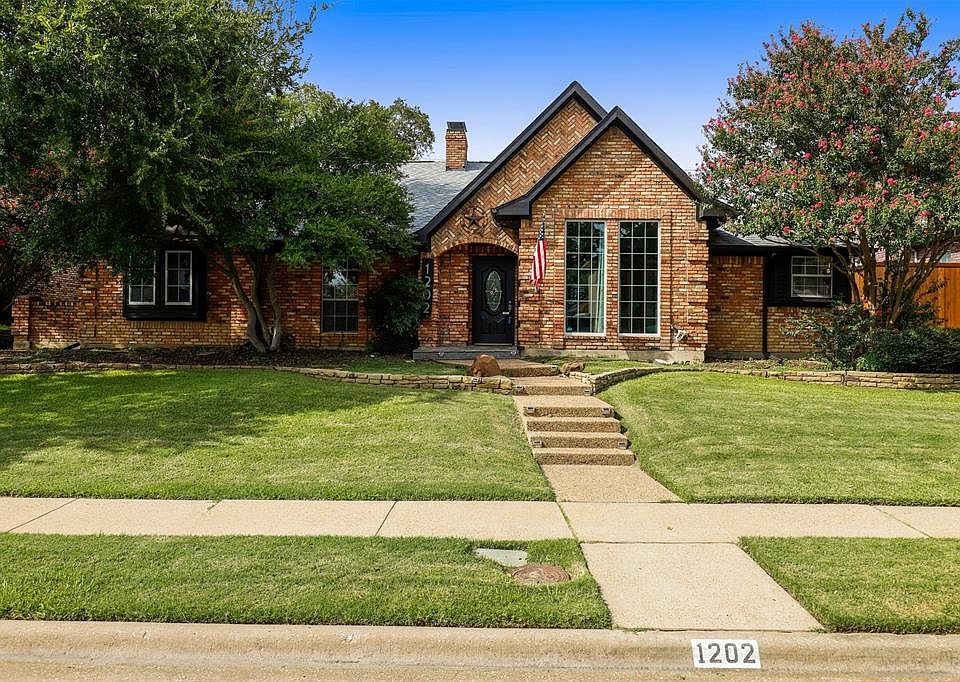 1st image of 1202 Dentonshire Dr
