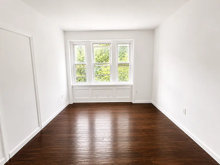 233 Rose St — Photo 20