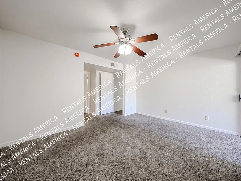 4608 W Maryland Ave #208 — Photo 28