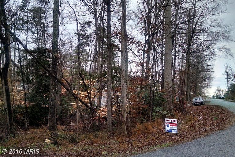 2nd image of 11337 Commanche Rd