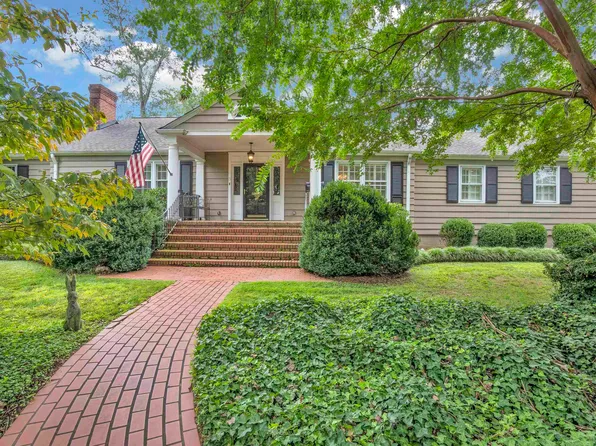 8 Woodland Way, Greenville, SC 29601