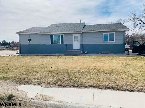 54 Canyon Dr, Gering, NE 69341