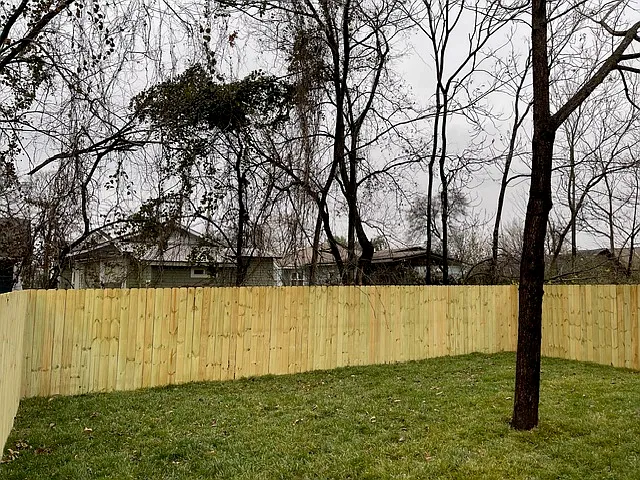 705 N Holly St — Photo 10