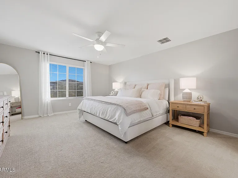 905 S Canal Dr #13 — Photo 15