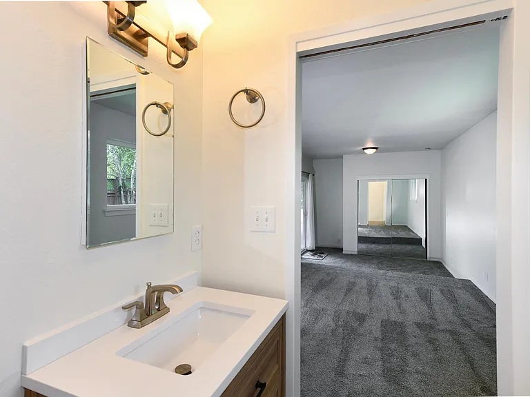 4185 E 3rd Ave — Photo 16