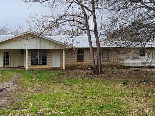 641 Pine Grove Rd, Oak Grove, LA 71263