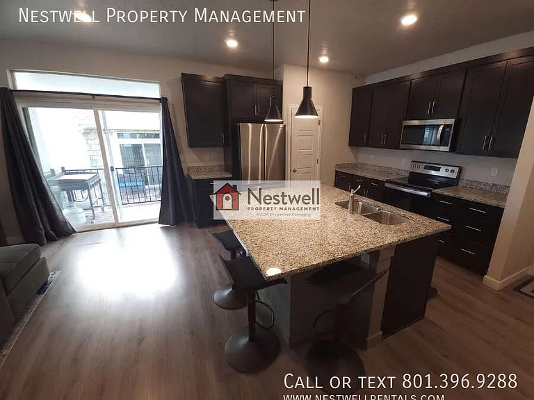 4274 W Dixon Way — Photo 2