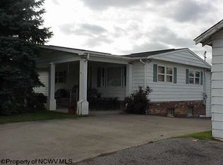 59 Hartford St, Westover, WV