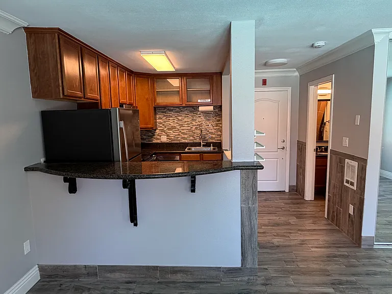 860 Turquoise St #128 — Photo 9