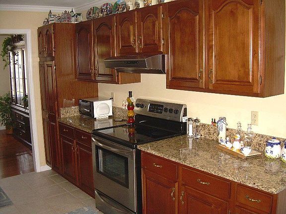 2nd image of 8004 Woodstone Dr