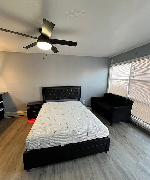 401 Smith St #B3 — Photo 2