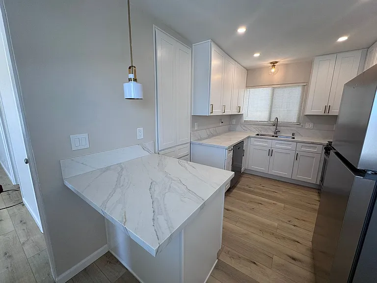 7041 - 7045 Saranac Street — Photo 5
