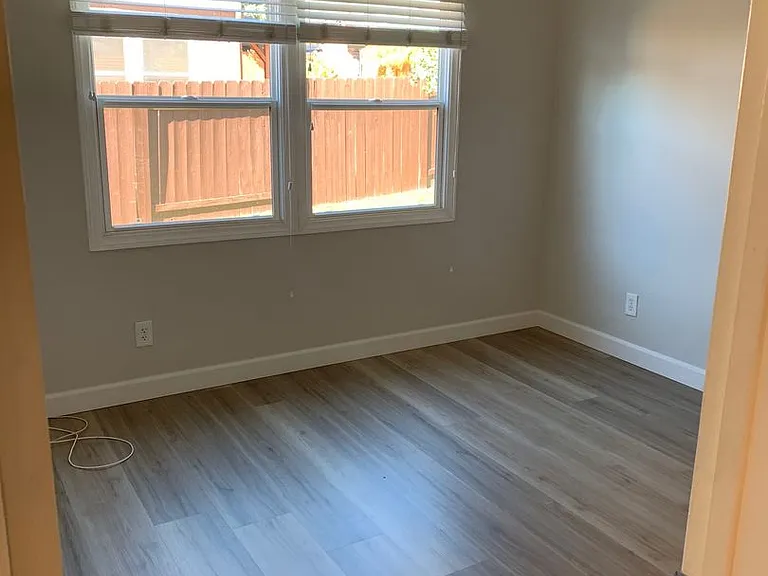 6131 Fenimore Way — Photo 11