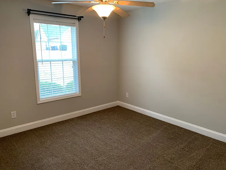 1421 Jefferson Station Rd — Photo 10
