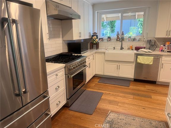 3rd image of 2126 W Rockinghorse Rd