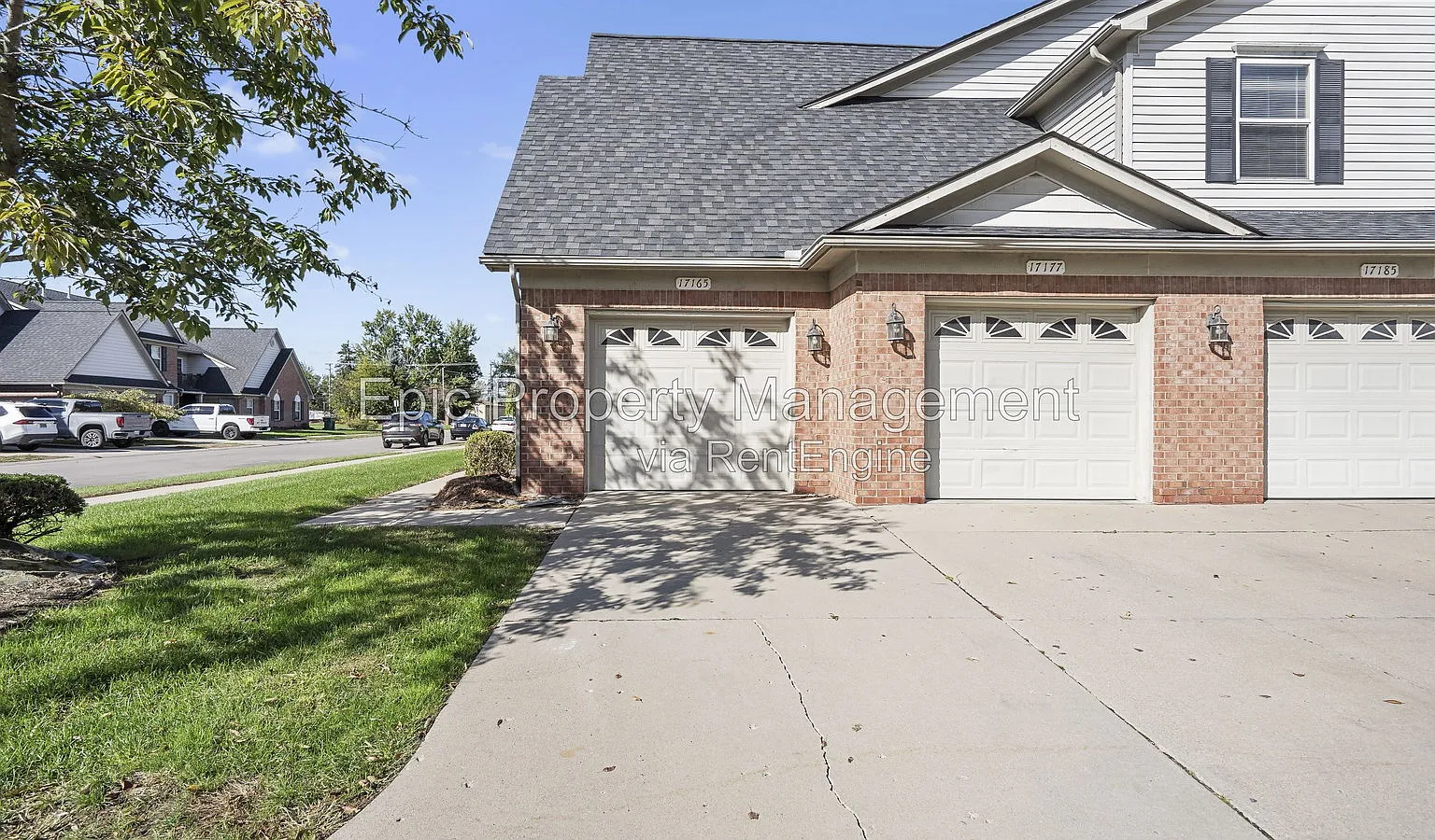 3 bed, 2.0 bath, $1,645 — Photo 2