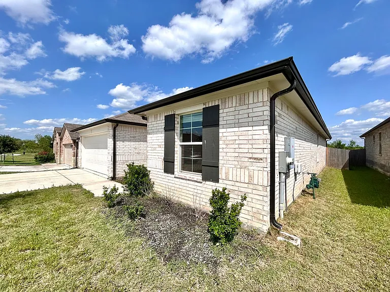 13613 Rebecca Latimer Rd — Photo 3