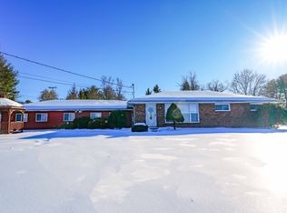 2 Center St, Holland Twp., NJ 08848