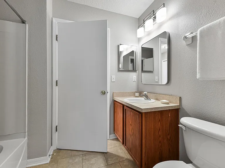 632 Briar Way Ln — Photo 22