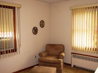 72 Anderson Ave, Totowa, NJ 07512