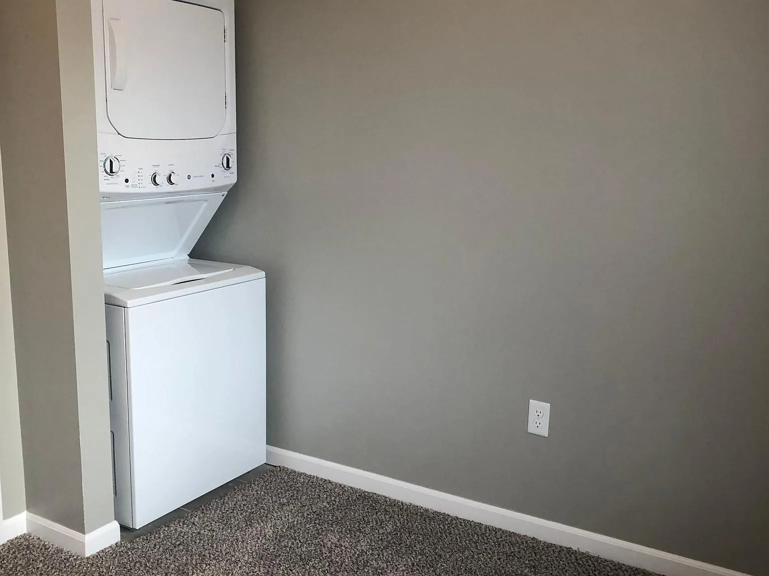 505 Zoll St — Photo 3