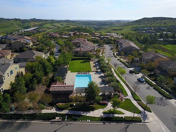 3rd image of 15729 Spreckels Pl