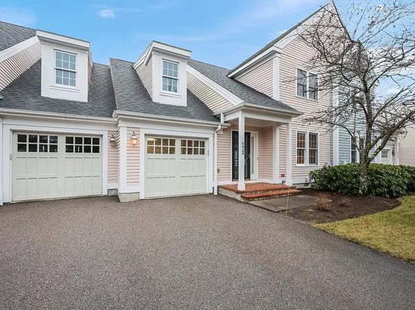 173 Godfrey Dr, Norton, MA 02766