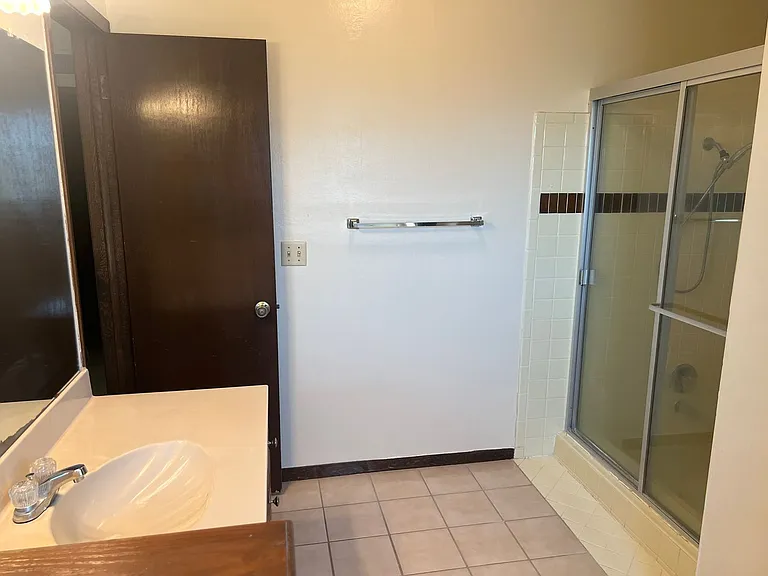 6828 Can Cun Ln — Photo 32