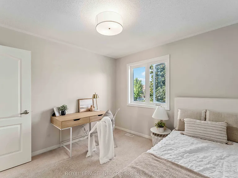 7 Windhurst Dr — Photo 19