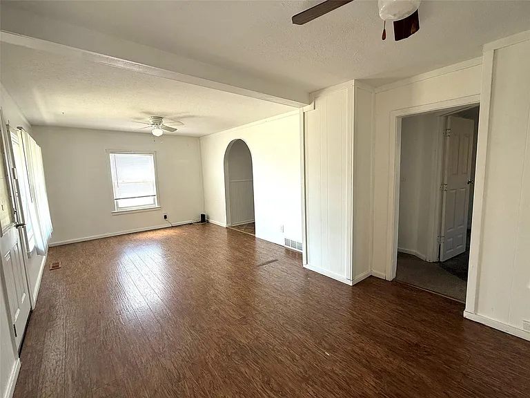 5645 Fenton St — Photo 3