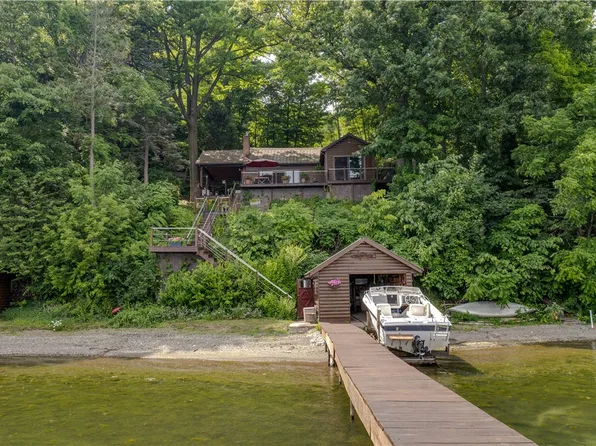 1671 Long Point Beach Rd, Penn Yan, NY 14527