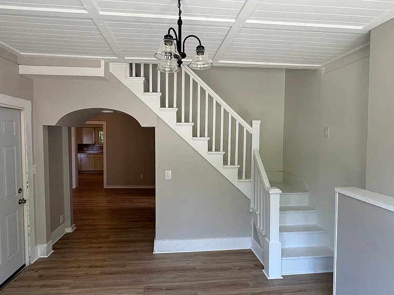 218 E Euclid Ave — Photo 13