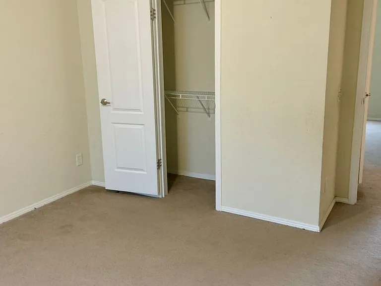 1623 Clifford Meeks Rd — Photo 10