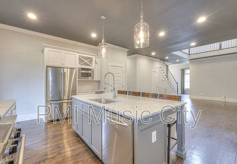 1537B Battlefield Dr — Photo 13