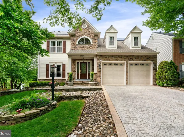 20617 Avalon Ct, Sterling, VA 20165