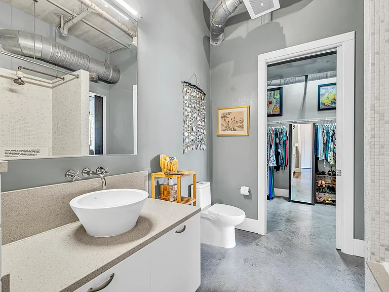 425 N Andrews Ave #303 — Photo 6