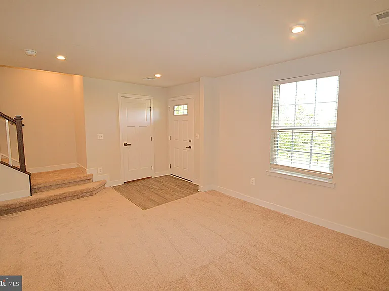 11328 Willow Green Cir — Photo 7