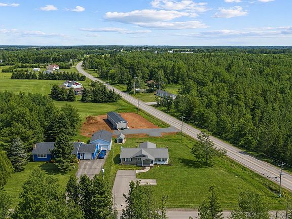 4th image of 12 Buell Rd